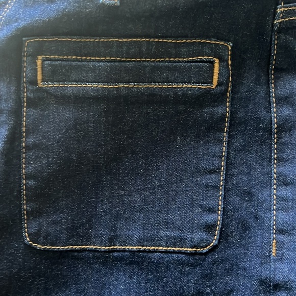 Loft Curvy Welt Patch Pocket High Rise Slim Flare Jeans 31/12 - Picture 6 of 7